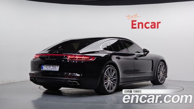 Porsche Panamera 4.0 Turbo - фото 1