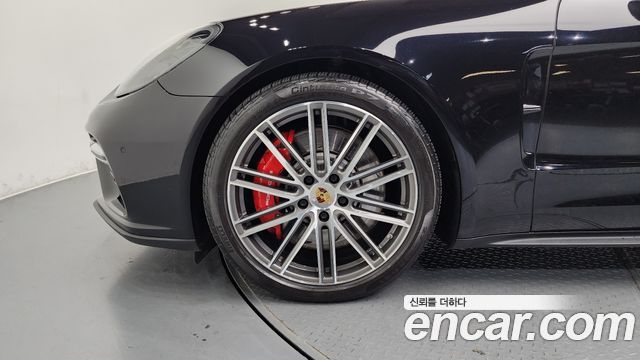 Porsche Panamera 4.0 Turbo - фото 4