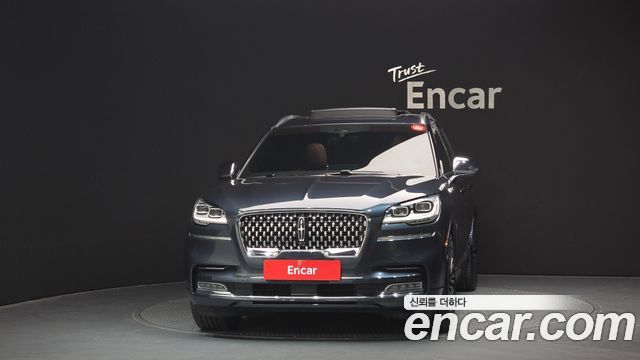 Lincoln Aviator 2-го поколения 3.0 Black Label AWD - фото 2