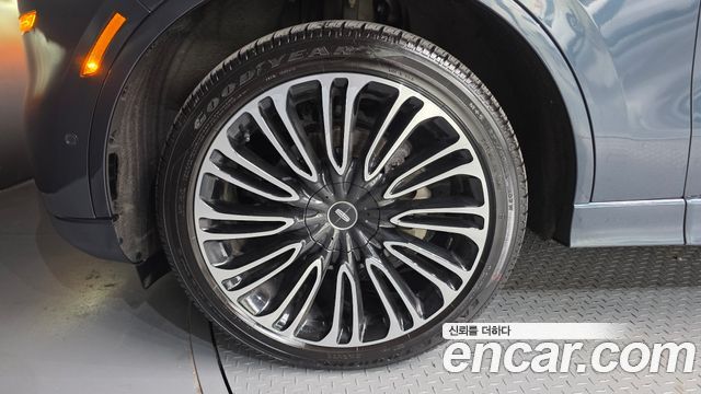Lincoln Aviator 2-го поколения 3.0 Black Label AWD - фото 4