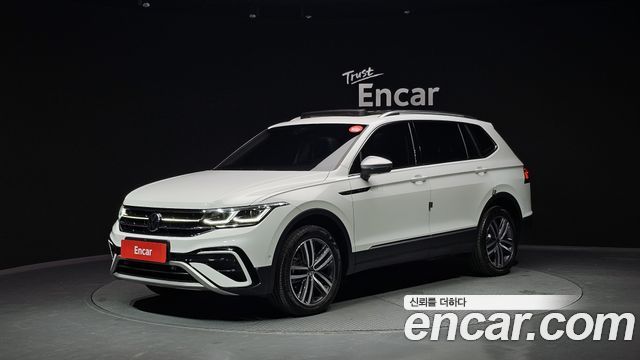 Volkswagen Tiguan 2.0 TSI Prestige - фото 0