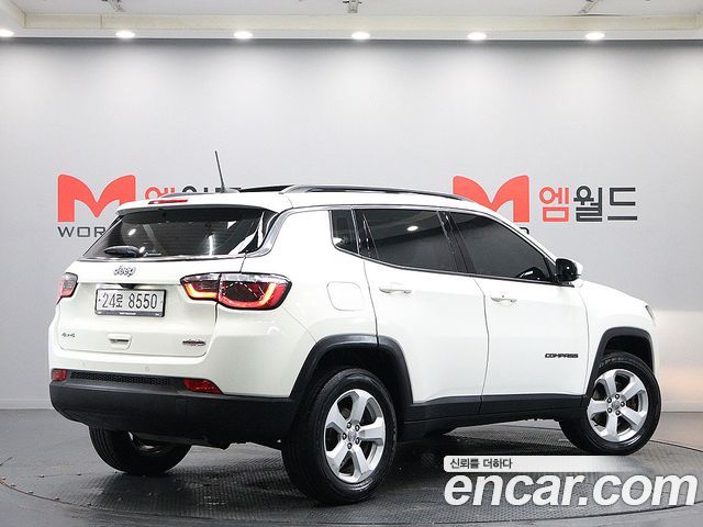 Jeep Compass 2-го поколения 2.4 Longitude AWD - фото 2