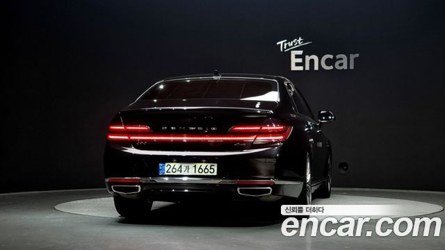 Genesis G90 5.0 AWD Prestige - фото 3