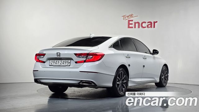 Honda Accord 10-го поколения 1.5 Turbo - фото 1