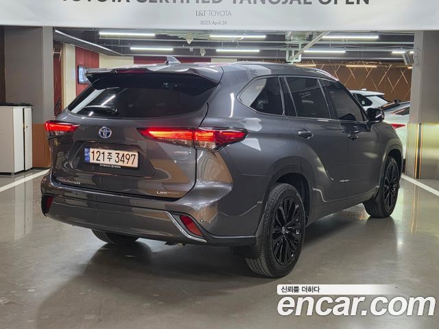 Toyota Highlander 4-го поколения 2.5 4WD Limited - фото 1