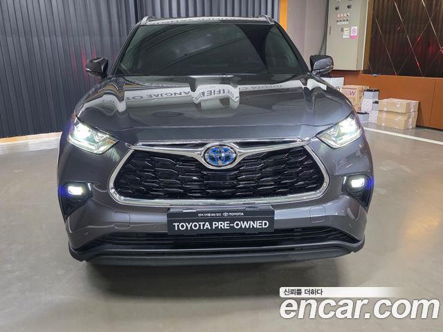 Toyota Highlander 4-го поколения 2.5 4WD Limited - фото 2