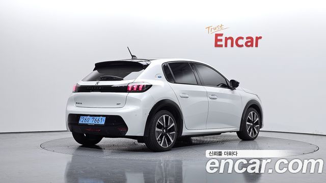 Peugeot 208 2-го поколения GT - фото 1