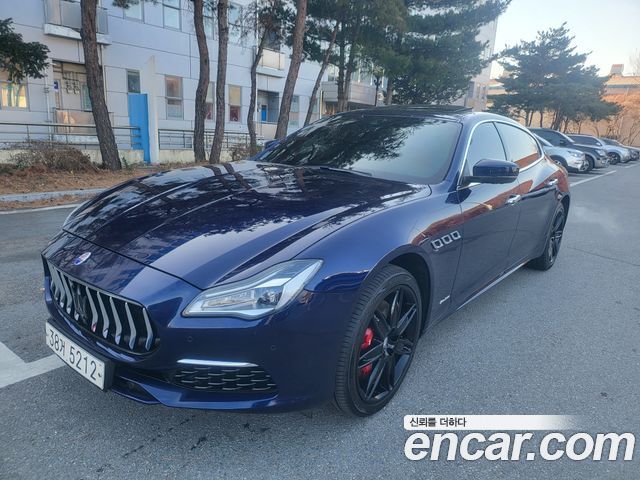 Maserati Quattroporte 3.0 V6 Granlusso - фото 0