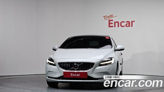 Volvo V40 D3 2nd - фото 2
