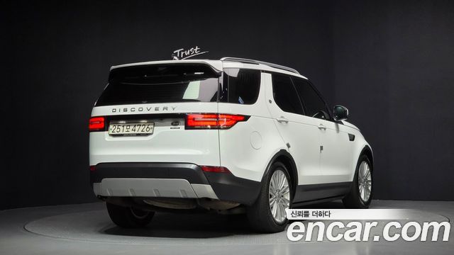 Land Rover Discovery 3.0 SD6 HSE Luxury - фото 1