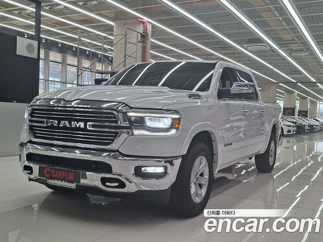 Dodge Ram Pick Up 5.7 - фото 2