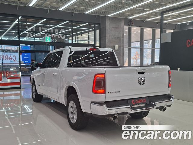 Dodge Ram Pick Up 5.7 - фото 4