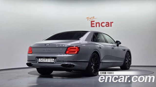 Bentley Flying Spur 3-го поколения 4.0 - фото 0