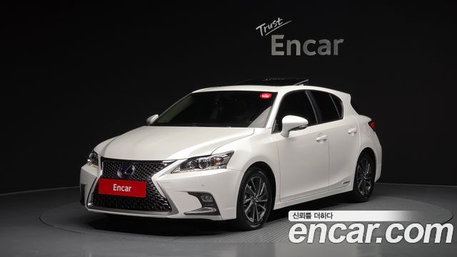 Lexus CT200h 1.8 Supreme ZWA10 - фото 0