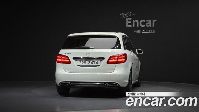 Mercedes-Benz B-Class W246 B220 - фото 3
