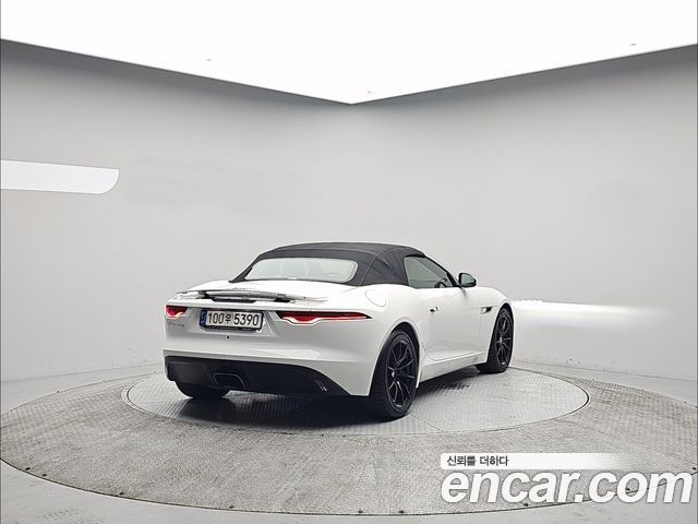 Jaguar F-TYPE P300 Convertible X152 - фото 3