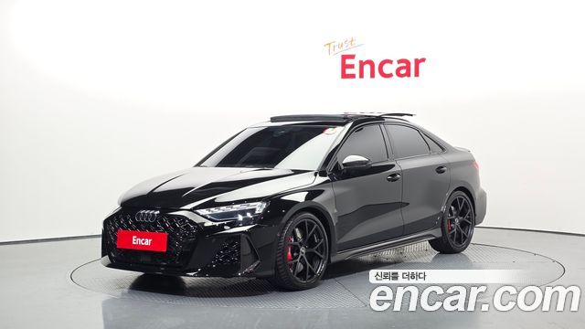 Audi RS3 2.5 TFSI Quattro Carbon Edition - фото 0