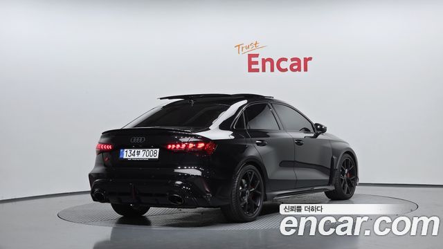 Audi RS3 2.5 TFSI Quattro - фото 1