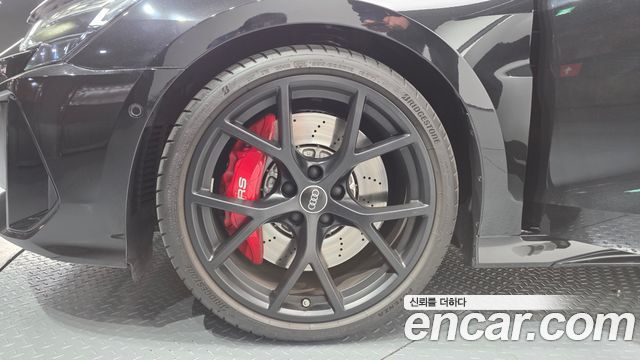 Audi RS3 2.5 TFSI Quattro - фото 4