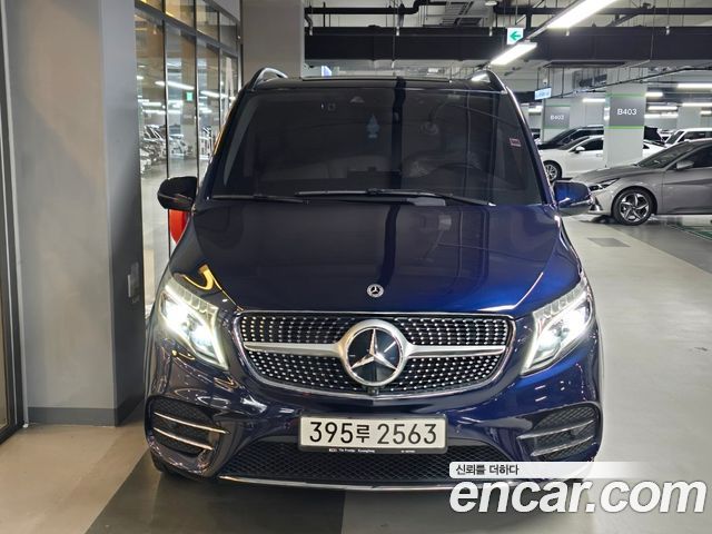 Mercedes-Benz V-Class V300 CDI W447 - фото 0