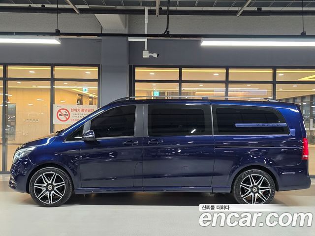 Mercedes-Benz V-Class V300 CDI W447 - фото 2