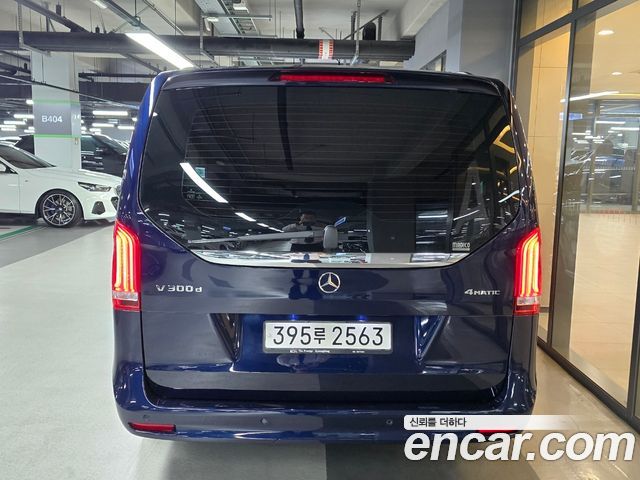 Mercedes-Benz V-Class V300 CDI W447 - фото 4