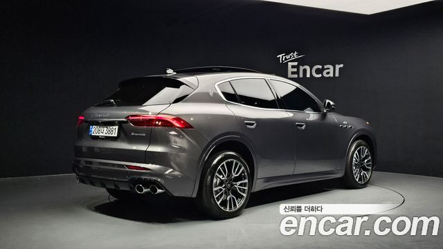 Maserati Grecale 2.0 AWD GT - фото 1