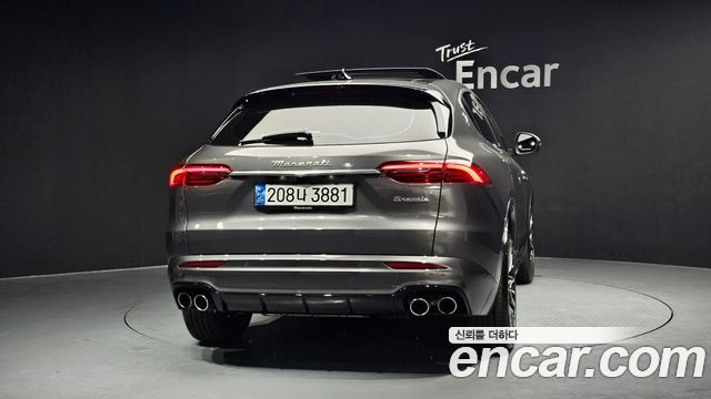 Maserati Grecale 2.0 AWD GT - фото 3