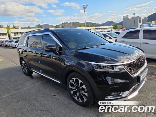 Kia Carnival 4-го поколения 9-Seater Signature - фото 1