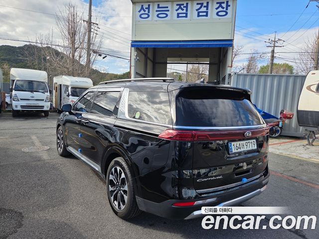 Kia Carnival 4-го поколения 9-Seater Signature - фото 4