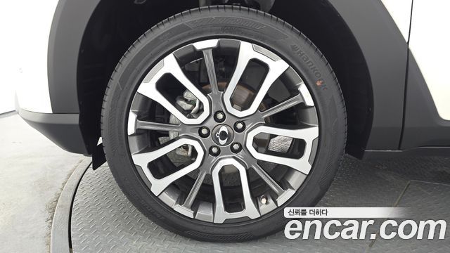 SsangYong Torres Gasoline 1.5 2WD T7 - фото 4