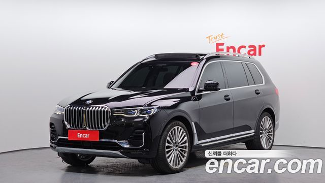 BMW X7 G07 xDrive 40i Design Pure Excellence 7-Seater - фото 0
