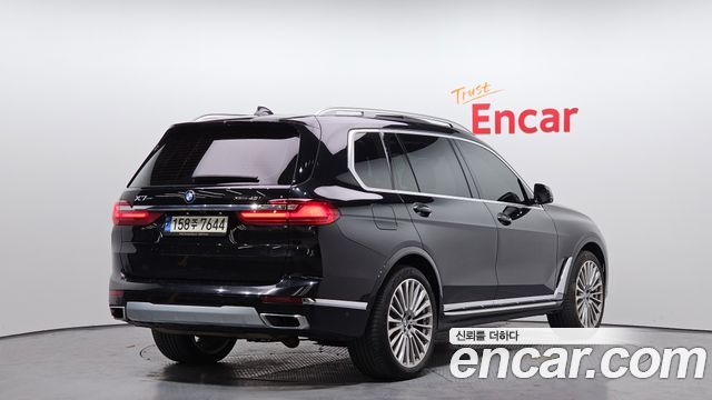 BMW X7 G07 xDrive 40i Design Pure Excellence 7-Seater - фото 1