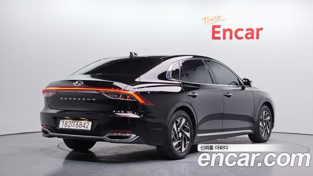 Hyundai Grandeur Новый IG, гибрид Le Blanc - фото 1