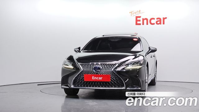 Lexus LS 5-го поколения 3.5 Platinum AWD - фото 2