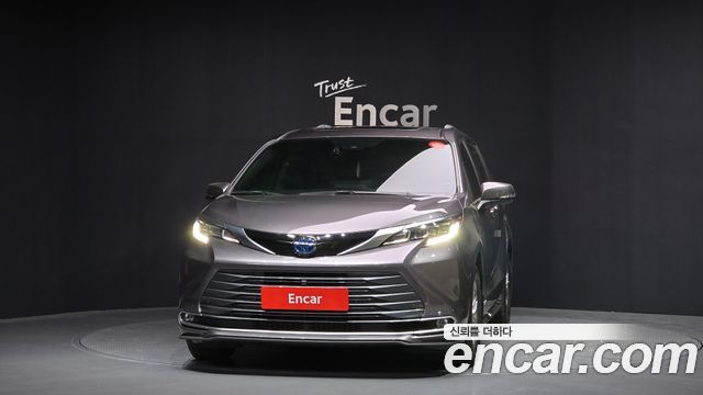 Toyota Sienna 4-го поколения 2.5 Hybrid AWD - фото 2