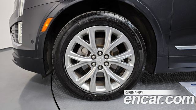 Cadillac XT5 3.6 Sport AWD - фото 4