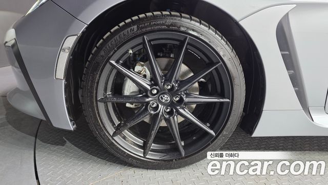 Toyota 86 GR86 2.4 Premium - фото 4