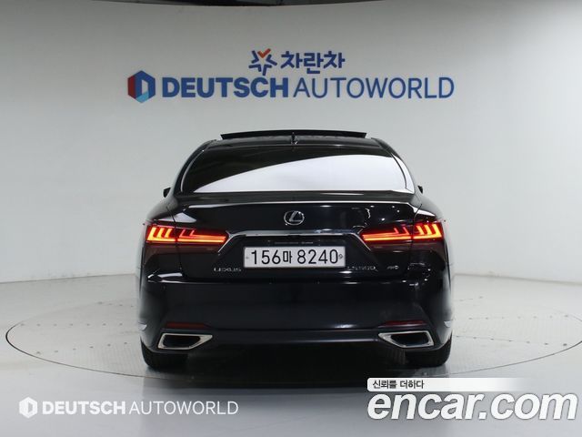 Lexus LS LS500 3.5 Luxury AWD - фото 3