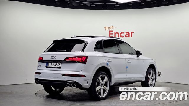Audi SQ5 FY 3.0 TFSI Quattro - фото 1