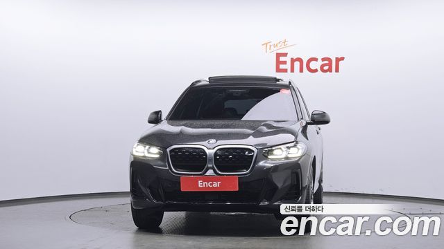 BMW iX3 M Sports - фото 2