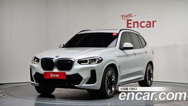 BMW iX3 M Sports - фото 0
