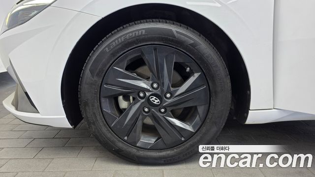 Hyundai Avante CN7, гибрид Modern - фото 4