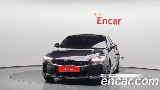 Kia Stinger 2.2 Diesel 2WD Platinum - фото 2