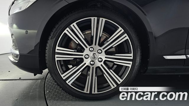 Volvo S90 B6 AWD Inscription - фото 4