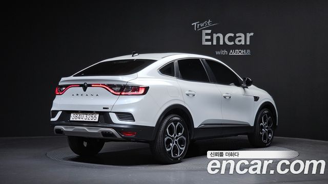 Renault Samsung Arkana 1.6 E-TECH Iconic - фото 1