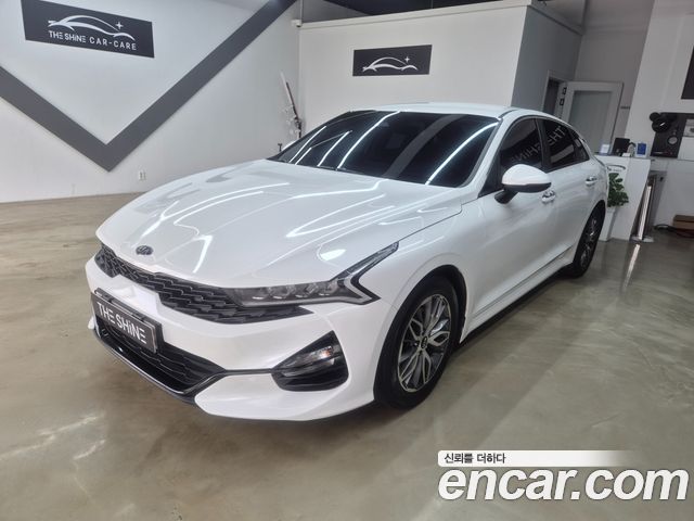 Kia K5 3-го поколения 2.0 LPI(Renter car) Trandy - фото 0