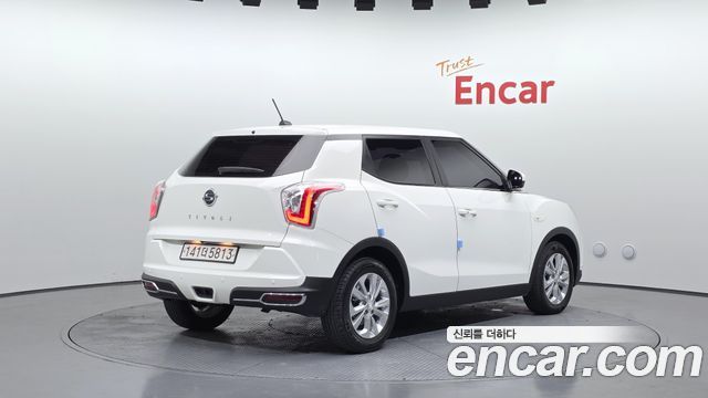 SsangYong Tivoli TX 2WD - фото 1