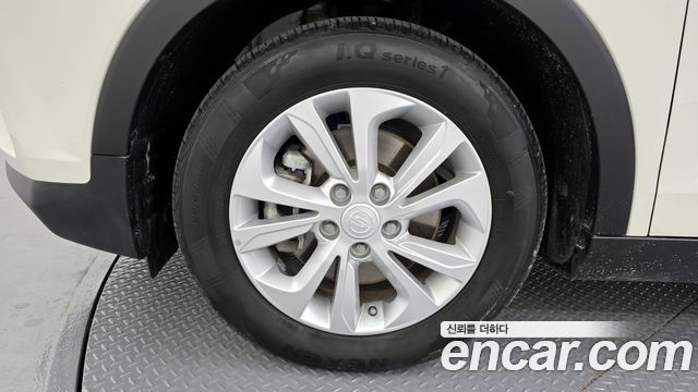 SsangYong Tivoli TX 2WD - фото 4