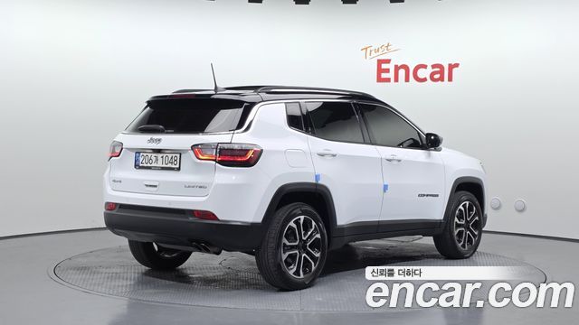Jeep Compass 2-го поколения 2.4 Limitied AWD - фото 1